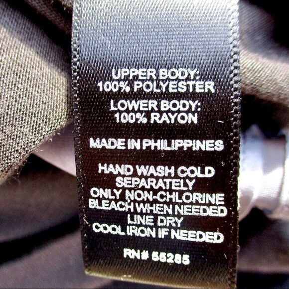 🍍3/$15🍍 Express Cold Shoulder 3/4 Sleeve Dolman Top - Picture 6 of 6